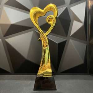 Cúp Trái Tim Mạ Vàng