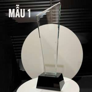 Kỷ Niệm Chương Pha Lê